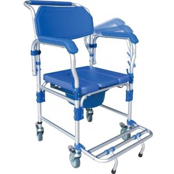 CADEIRA DE BANHO COM COMADRE D60